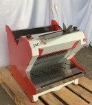 gate JAC Bread cutter machine